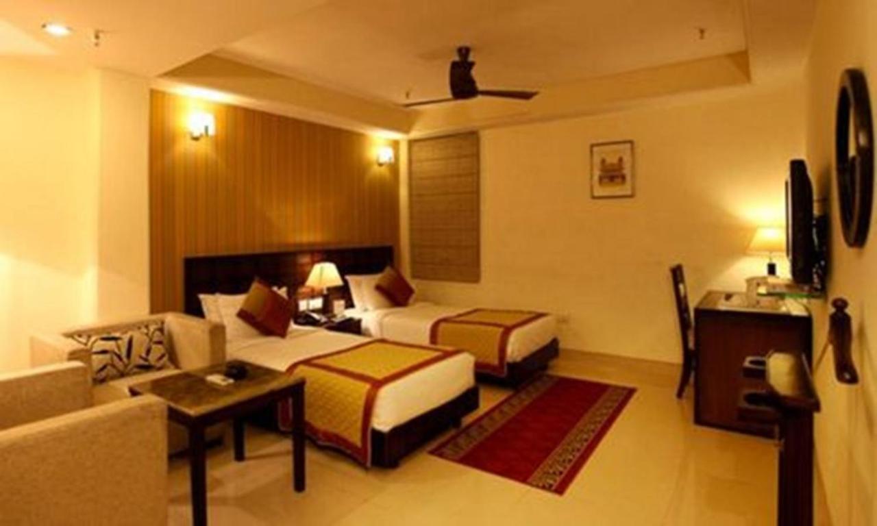King Delhi Airport Hotell New Delhi Eksteriør bilde