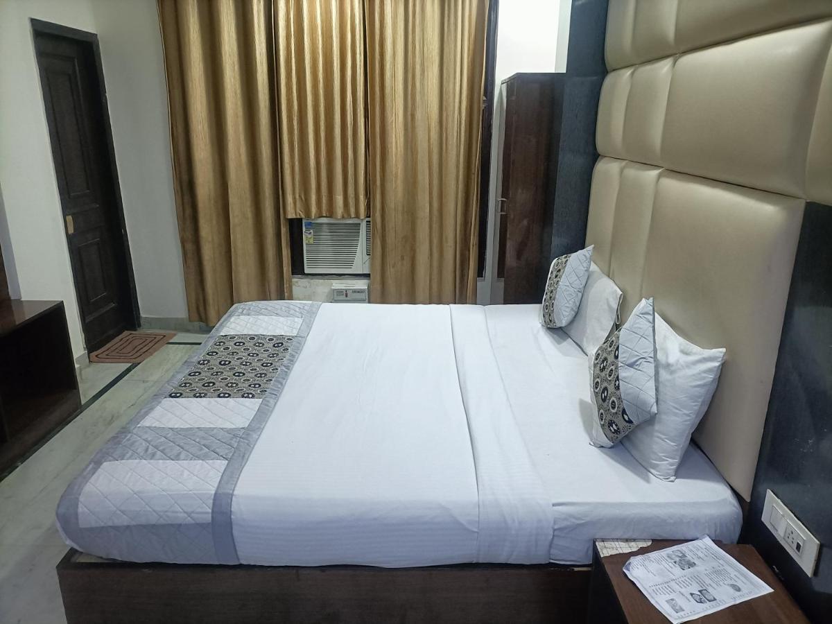 King Delhi Airport Hotell New Delhi Eksteriør bilde
