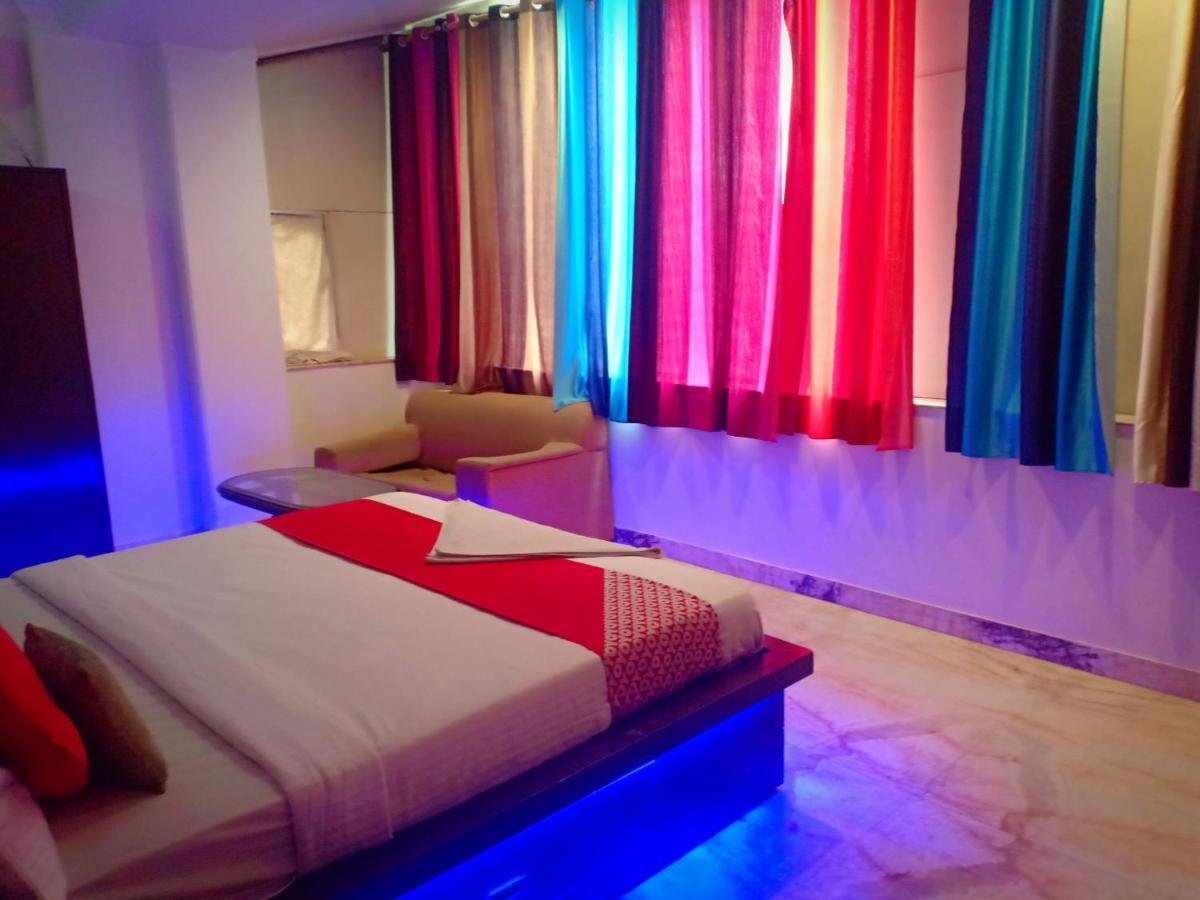 King Delhi Airport Hotell New Delhi Eksteriør bilde